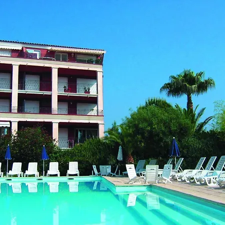 Apartamento In *